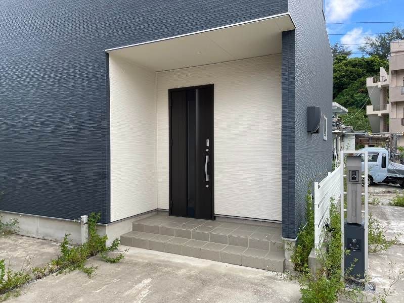 Modern 3LDK House in Nago City with Parking - Thumbnail 3