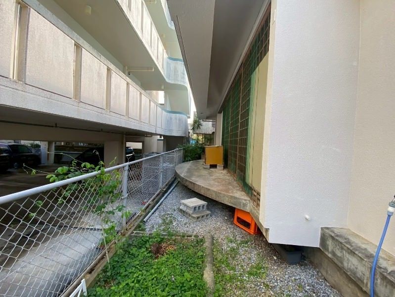 3LDK Reinforced Concrete House in Urasoe, Okinawa - 159 sqm - Thumbnail 2