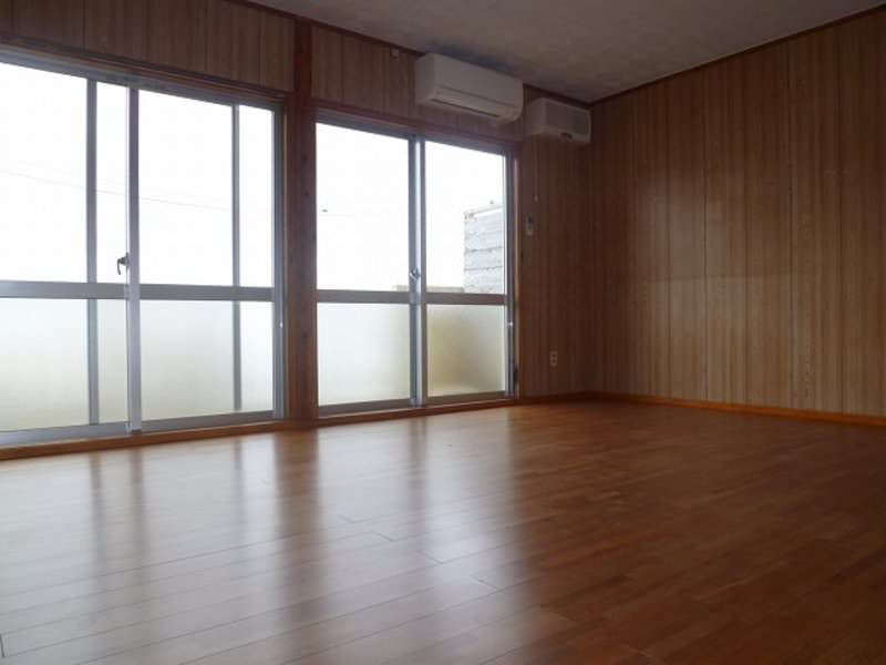 1LDK Apartment for Rent in Ginowan, Okinawa - 38.1 sqm - Thumbnail 3
