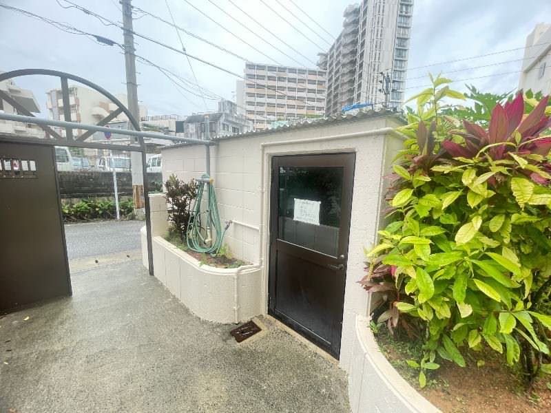 Renovated 1LDK Apartment for Rent in Naha, Okinawa - Thumbnail 3