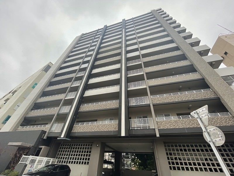 2LDK Condo near Miebashi Station, Naha | Pet-Friendly & Great View - Thumbnail 2