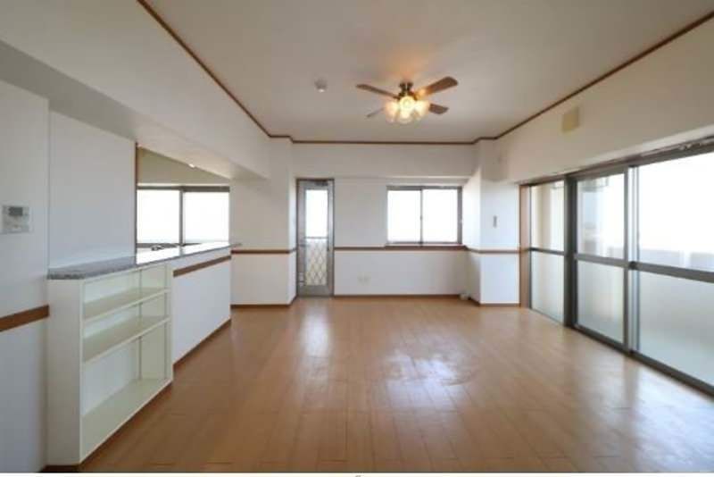 2LDK Apartment for Rent in Okinawa City, Celeste Court Misato - Thumbnail 4