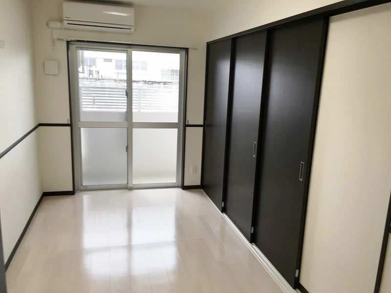 1LDK Apartment for Rent in Uruma, Okinawa - Maison de Amazé - Thumbnail 3