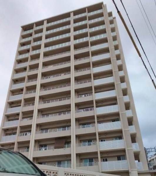 Lions Naha Mihara Gran Court 3LDK Apartment for Sale in Naha - Thumbnail 2