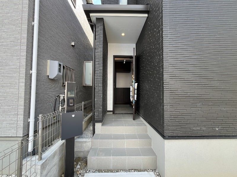 New 4LDK House in Naha Gushi with High Wind Resistance - Thumbnail 3