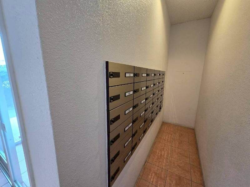 2LDK Corner Apartment for Sale in Okinawa City, Pet Friendly - Thumbnail 3