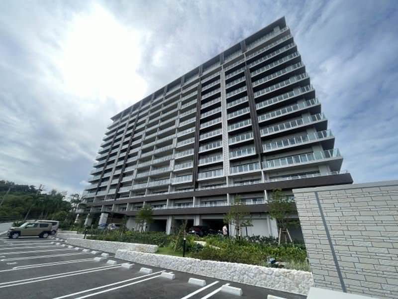 New 2025 2LDK Apartment with Ocean View in Rycom, Okinawa - Thumbnail 2
