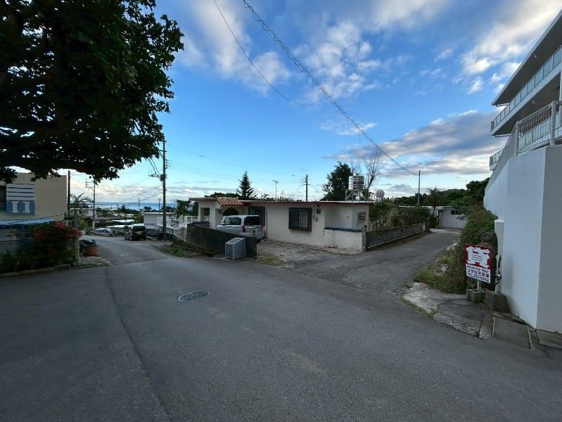 3LDK Rental House with 5 Parking Spaces in Kit Nakagusuku, Okinawa - Thumbnail 3