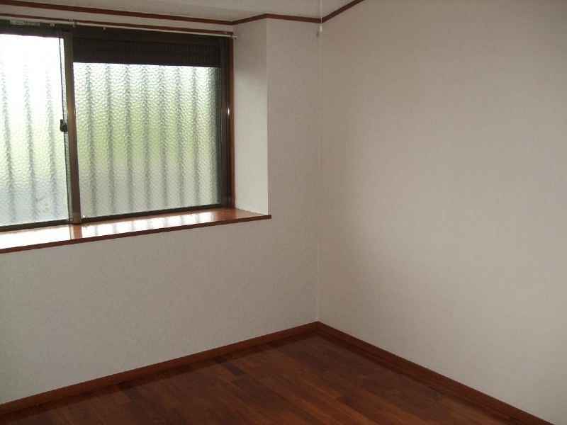 3LDK Rental Apartment in Urasoe, Okinawa - Corner Unit - Thumbnail 4