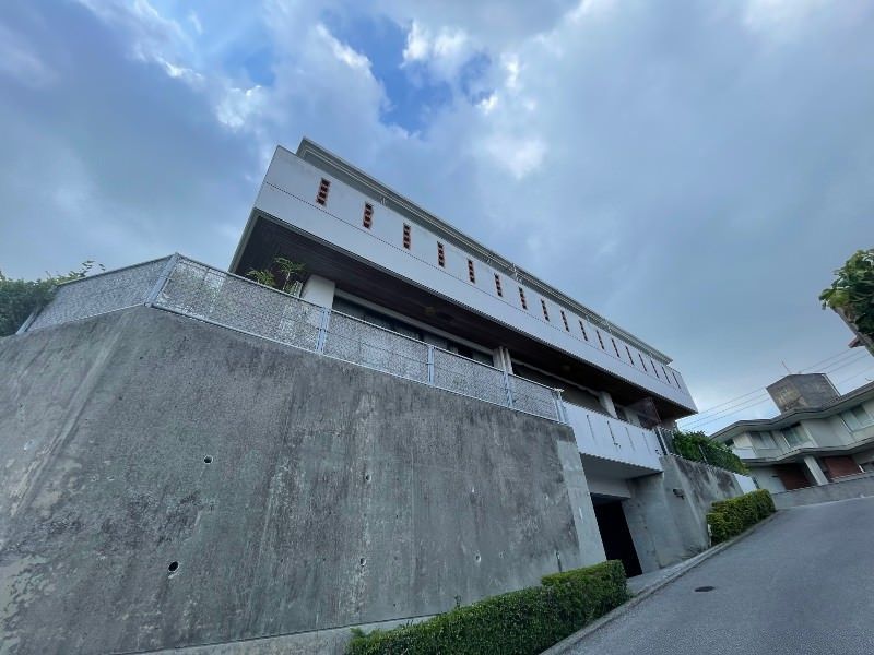 Green Hill Taira 2DK Apartment for Rent in Haebaru, Okinawa - Thumbnail 3