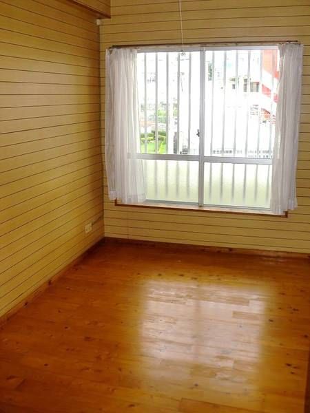 Wakaba Apartment 1DK Rental in Urasoe, Okinawa - Thumbnail 3