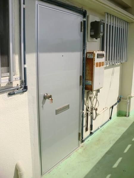 Wakaba Apartment 1DK Rental in Urasoe, Okinawa - Thumbnail 2