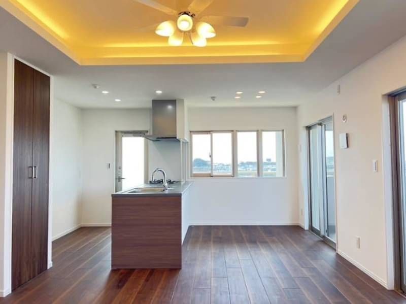 3LDK Ocean View Apartment for Rent in Tomigusuku, Okinawa - Thumbnail 3