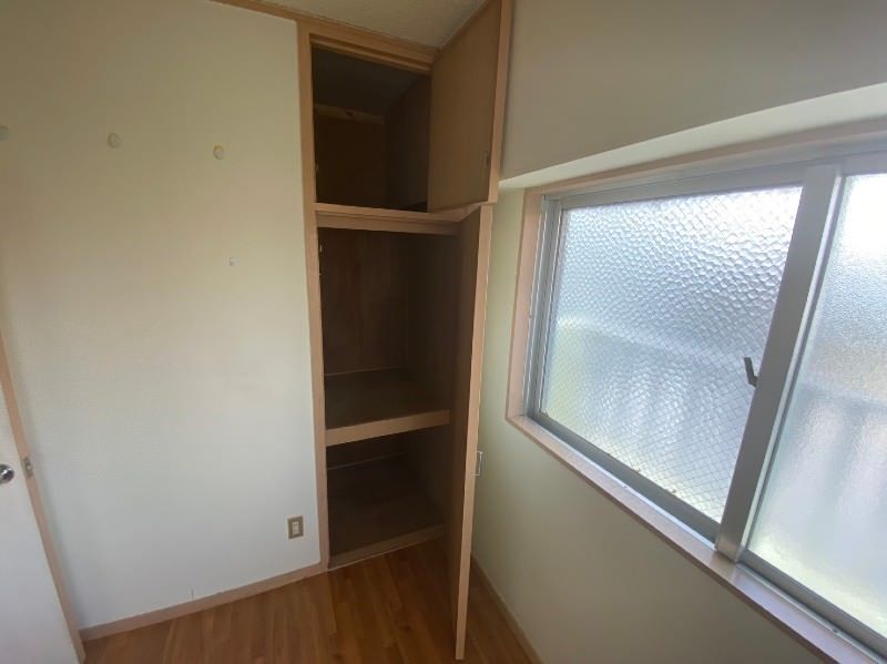 Miyagi Mansion 3DK Rental Apartment in Urasoe, Okinawa - Thumbnail 3