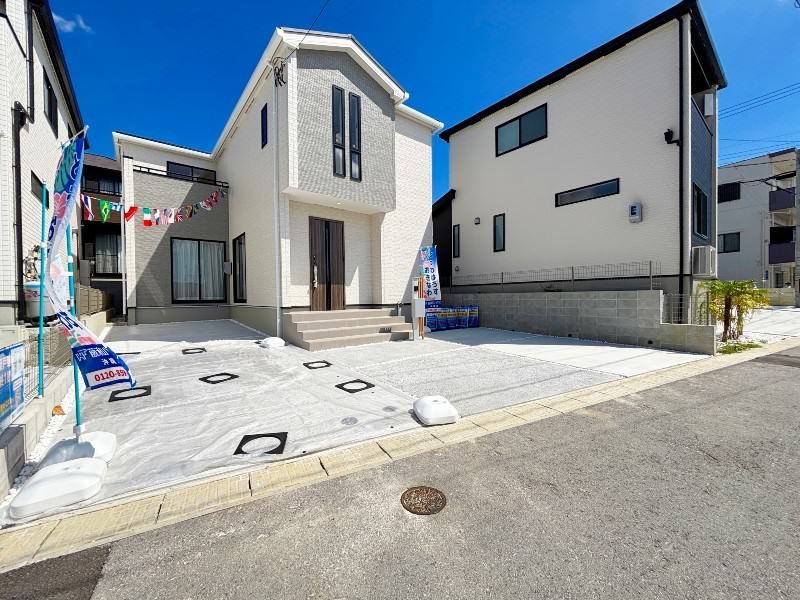 New 3LDK House for Sale in Okinawa City with Cashback Offer - Thumbnail 2