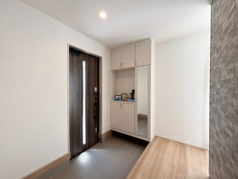 New 3LDK House for Sale in Okinawa City with Cashback Offer - Thumbnail 3