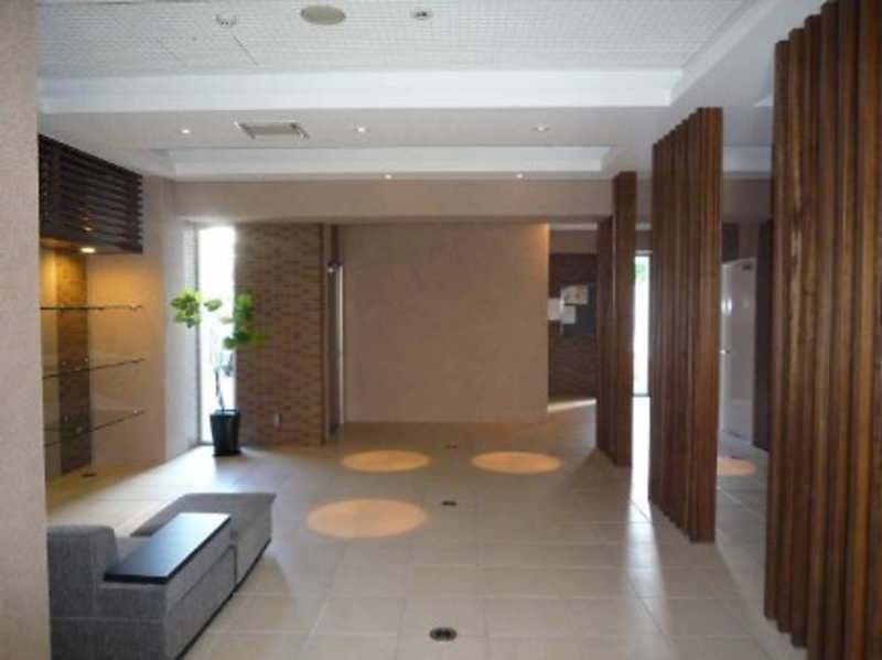 2LDK Ocean View Apartment for Rent in Chatan, Okinawa - Thumbnail 2