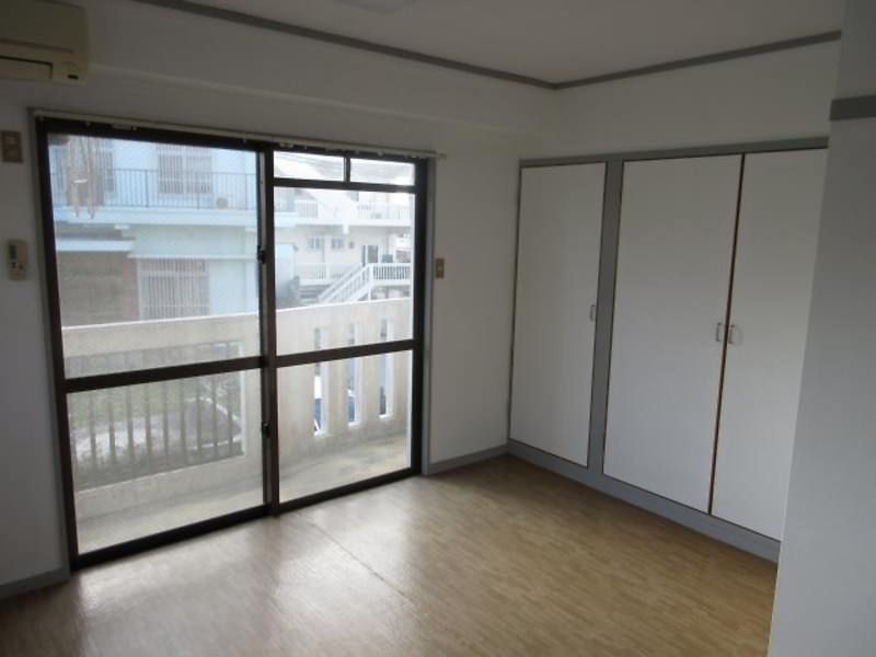 Hills Akan 1R Apartment for Rent in Ginowan, Okinawa - Thumbnail 2