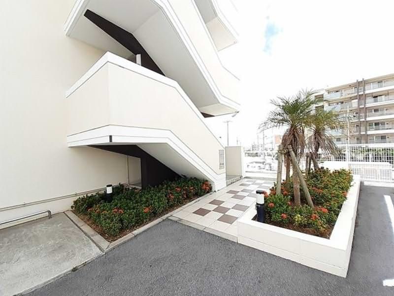 1DK Apartment for Rent in Urasoe City, Okinawa - Thumbnail 2