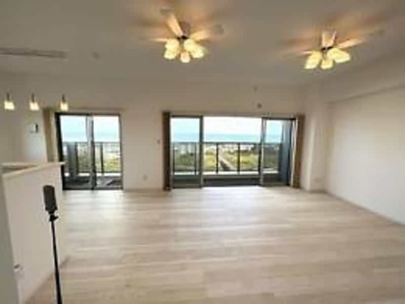Milcoman Mansion Oyama Sea View 2LDK Apartment in Ginowan - Thumbnail 2