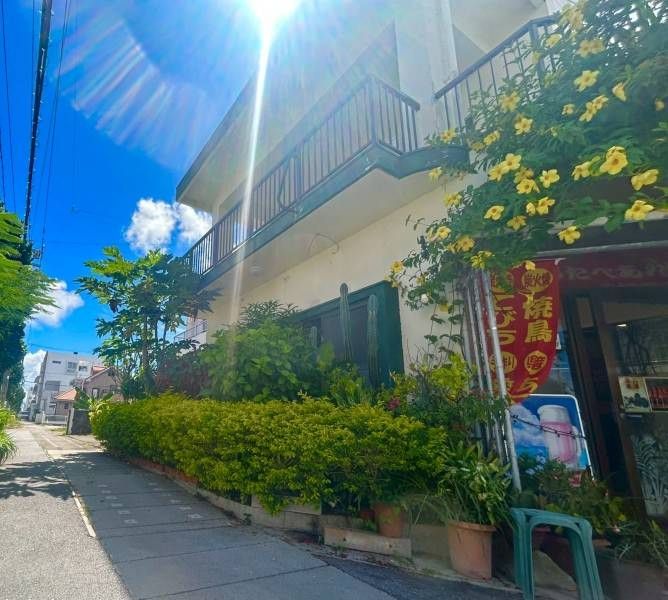 1LDK Shop with Residence in Awase, Okinawa City - Thumbnail 2