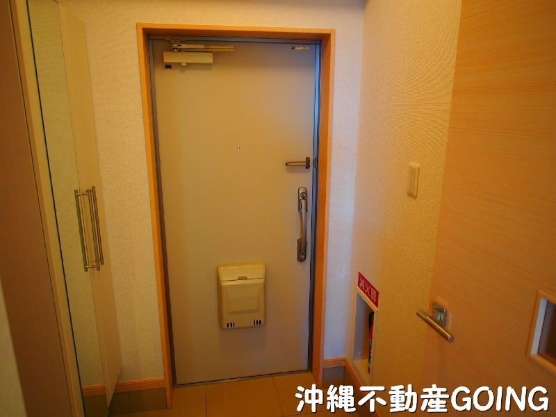1LDK Apartment for Rent in Ezu, Uruma City, Okinawa - Thumbnail 4
