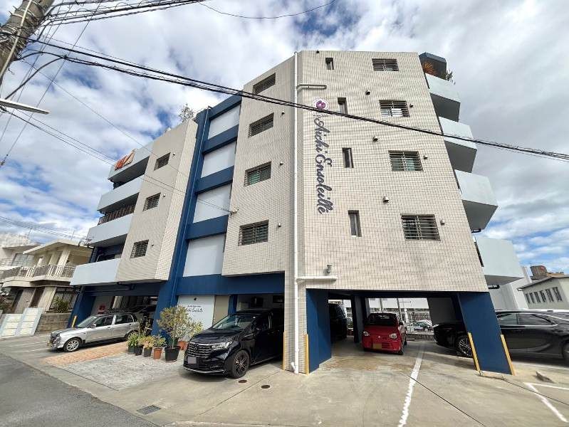 2022 Built 2LDK Apartment in Ginowan, Okinawa - Thumbnail 2