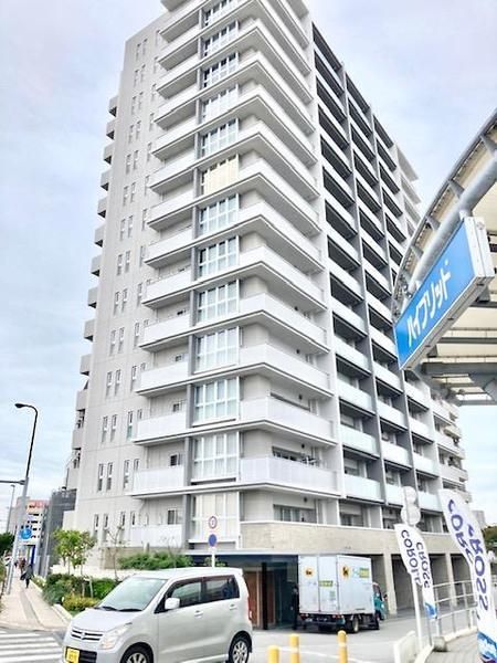 Lions Urasoe Shiroma Grand Terrace 2LDK Rental Apartment - Thumbnail 4