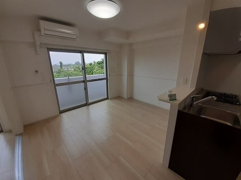 Rental Apartment in Ginoza Village, Okinawa - 2LDK, Pet Friendly - Thumbnail 4