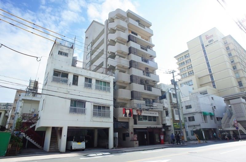 Furnished 1DK Apartment for Rent in Naha, Okinawa - Near Asahibashi Station - Thumbnail 2