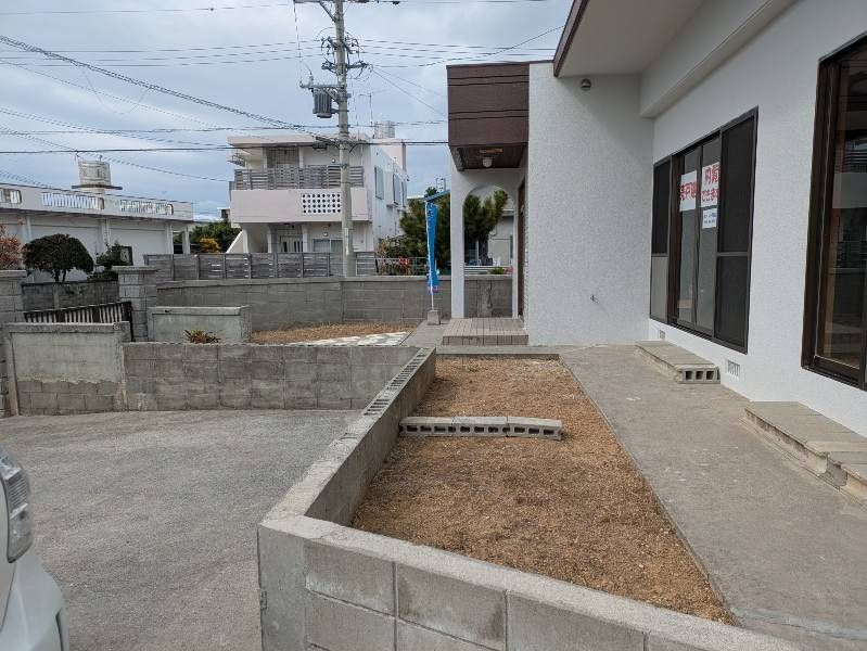 5LDK House with Roof Balcony in Uruma, Okinawa for Sale - Thumbnail 4