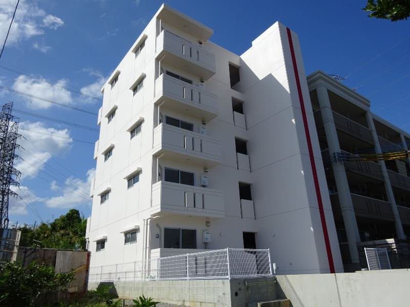 Sapphire 1DK Apartment for Rent in Okinawa City, Ikehara - Main Image