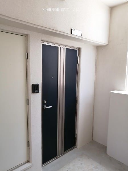 1LDK Apartment for Rent in Naha, Okinawa with Auto-Lock & Free Internet - Thumbnail 4