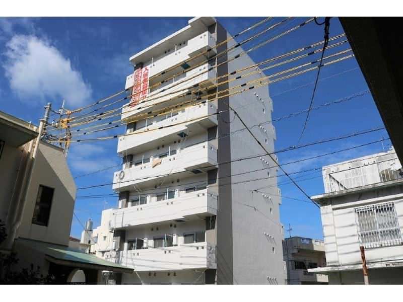 Pet-Friendly 1K Apartment for Rent in Urasoe, Okinawa - Thumbnail 2