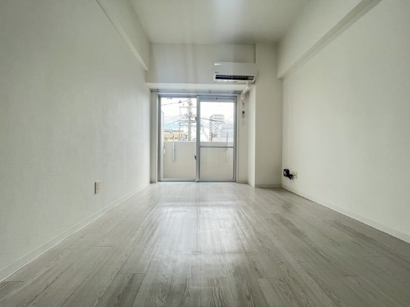 Pet-Friendly 1K Apartment for Rent in Urasoe, Okinawa - Thumbnail 4