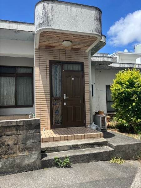 3LDK Single-Story Home in Okinawa City with Rooftop Waterproofing - Thumbnail 4