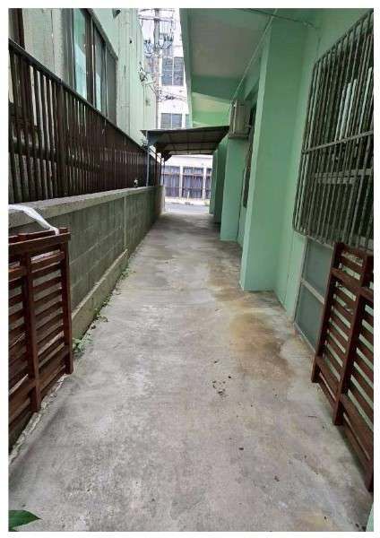 6LDK House for Rent in Okinawa City with Office Use Potential - Thumbnail 4