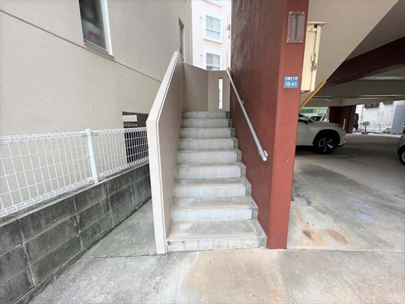 Intelligent Flower 3LDK Apartment for Rent in Naha, Okinawa - Thumbnail 3