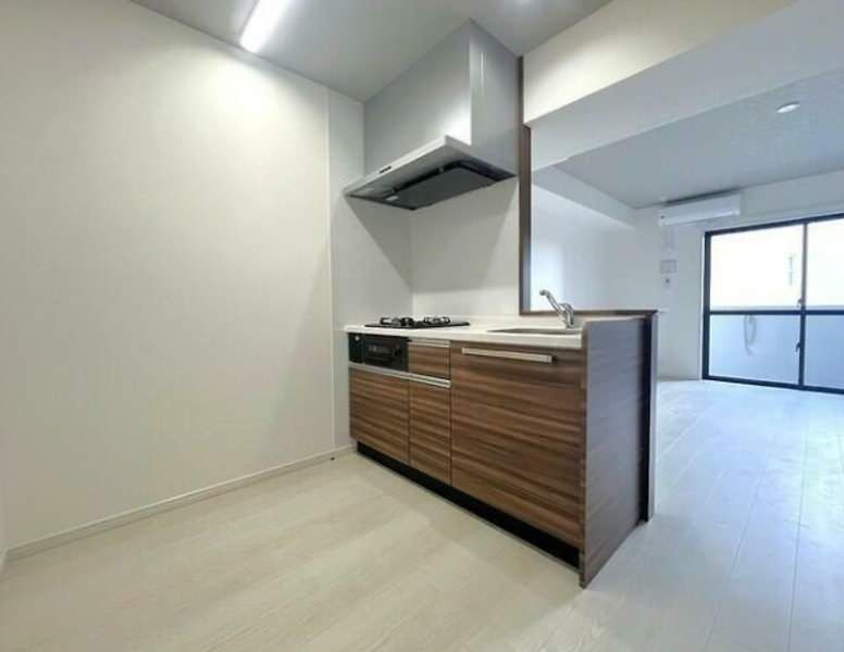 New 2026 Studio Apartment in Naha Hikawa with Free Internet - Thumbnail 2