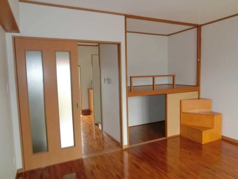 1K Apartment for Rent in Chatan, Okinawa – 26.45 sqm - Thumbnail 4
