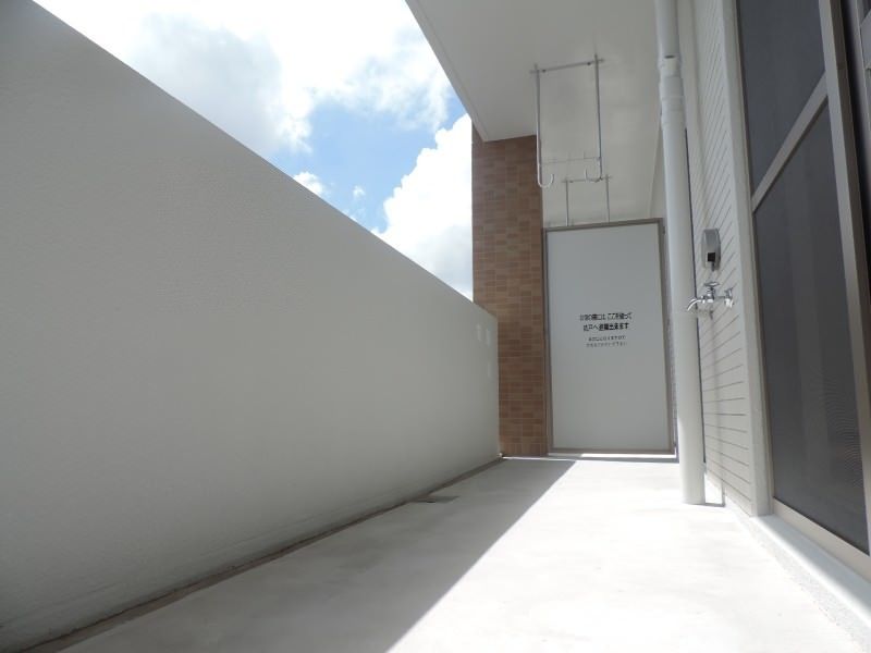 Elim Maehara 301: 2LDK Apartment for Rent in Ginowan, Okinawa - Thumbnail 4