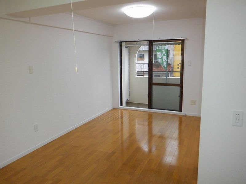 1LDK Rental Apartment in Urasoe Taira, Okinawa | 33.84 sqm - Thumbnail 3