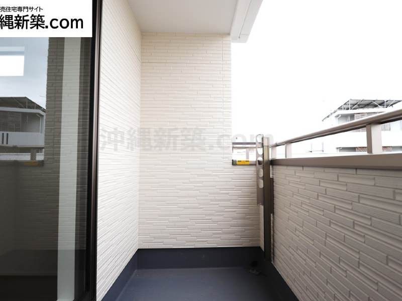 New 4LDK House for Sale in Uruma City, Okinawa - Thumbnail 4