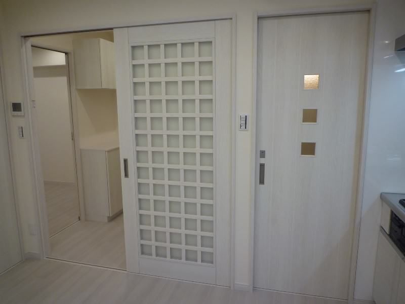 Luminare 601 2DK Apartment for Rent in Naha, Okinawa - Thumbnail 2