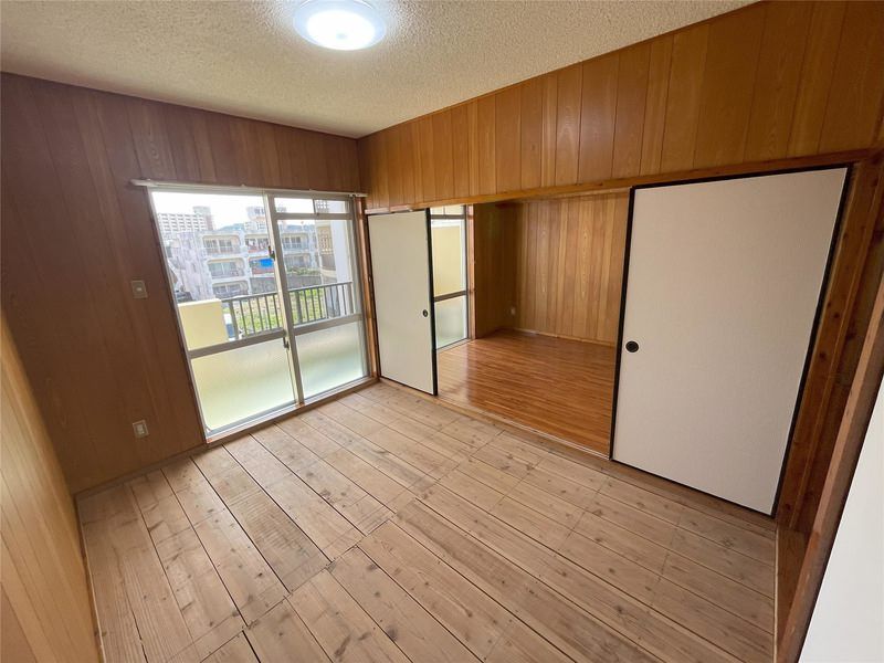 2DK Apartment for Rent in Naha Shikina, Okinawa - 45,000 Yen - Thumbnail 4
