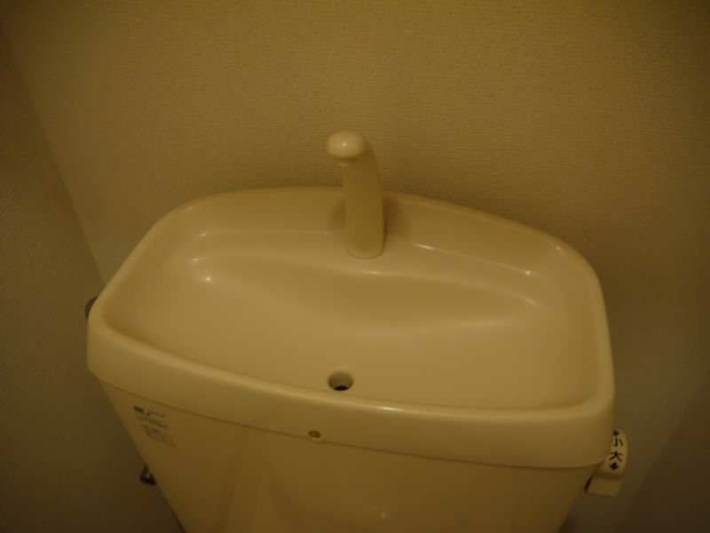 Leopalace Shimabuku 1K Furnished Apartment for Rent in Kitakagusuku - Image 1