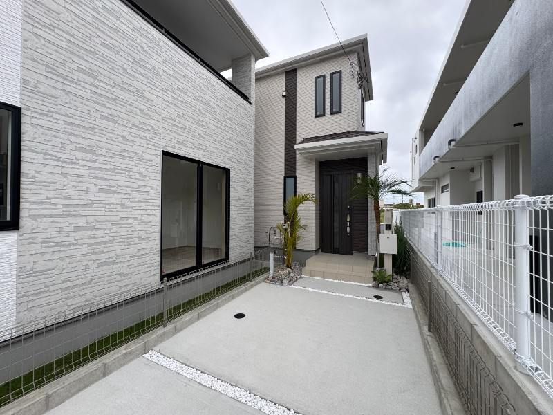 New 3LDK House for Sale in Nishihara Town, Okinawa - Thumbnail 2