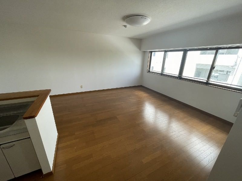 1LDK Apartment for Rent in Ginowan City, Okinawa - 57.86 sqm - Thumbnail 4