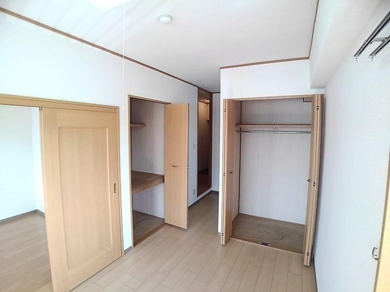 1LDK Apartment for Rent in Ginowan, Okinawa - Thumbnail 3