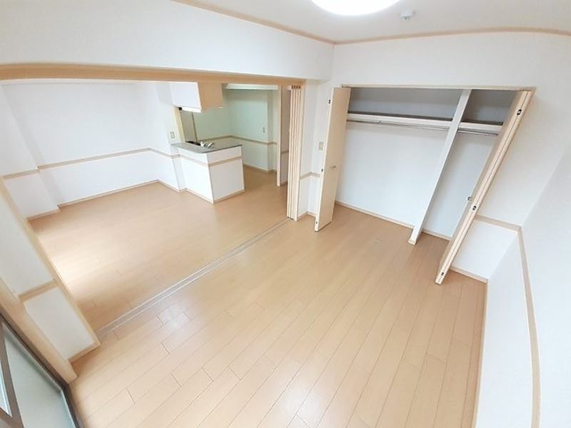 2LDK Pet-Friendly Apartment for Rent in Nishihara, Okinawa - Thumbnail 4